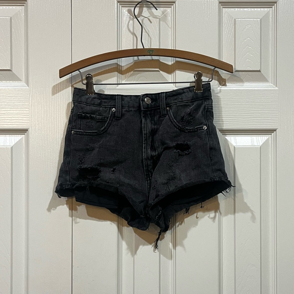 Wild Fable black ripped jean shorts.